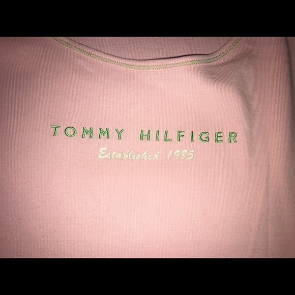 Nice light pink Tommy Hilfiger top. - Picture 1 of 3